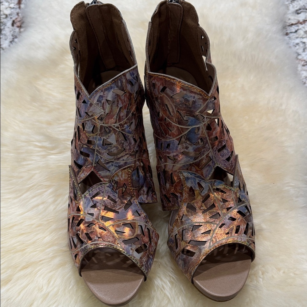 Women's L’Artiste Spring Step Multi-Color Cutout Heeled Sandals